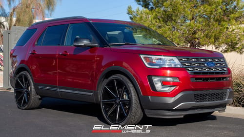 2017 Ford Explorer on aftermarket wheels