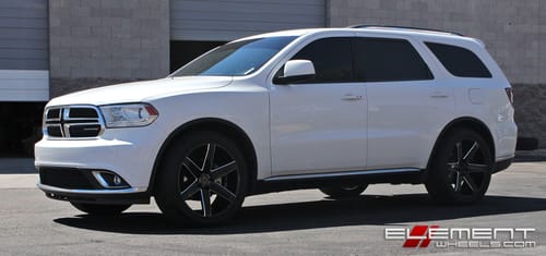 2014 Dodge Durango on aftermarket wheels
