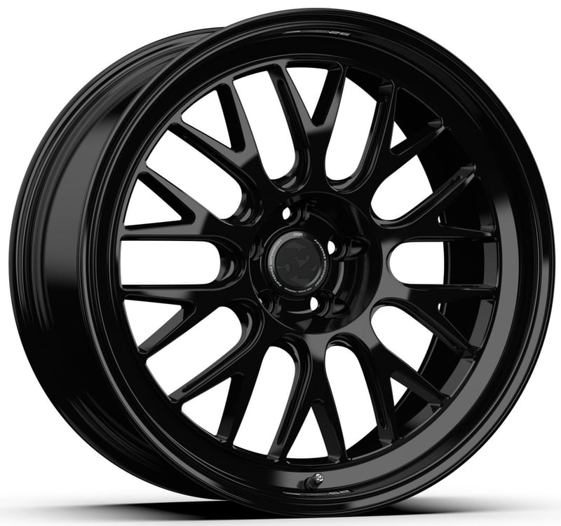 20x10 fifteen52 holeshot rsr gloss black (flow formed) 5x112 10mm