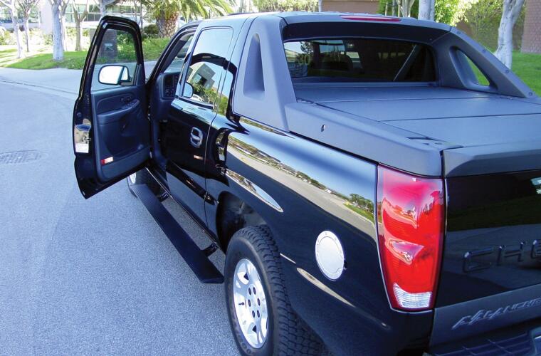 amp research 2007-2014 chevy/gmc/cadillac suv powerstep - black 75125-01a