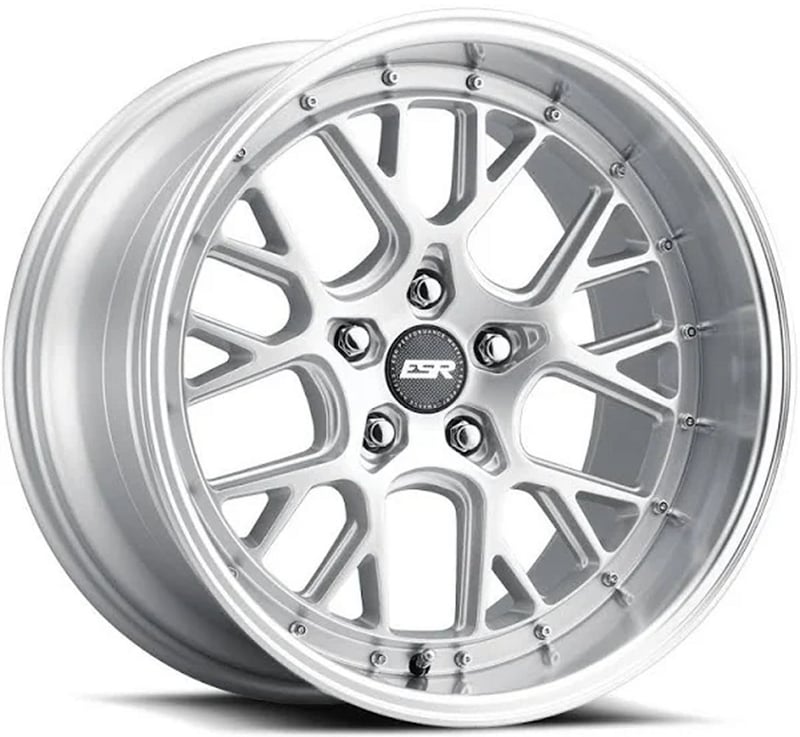 18x10.5 esr cs11 hyper silver 5x4.5/114.3 22mm