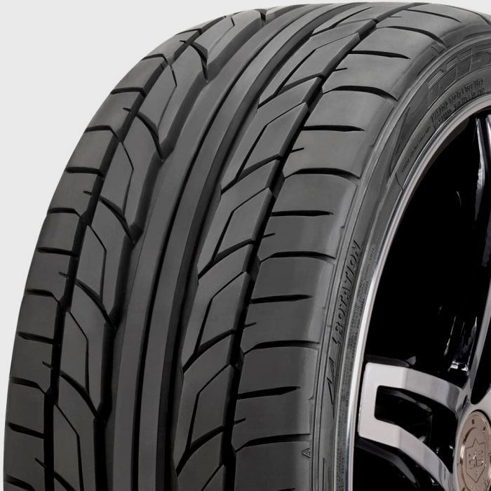235/35zr20xl nitto nt-555 g2