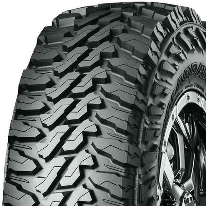 lt285/70r18 yokohama geolandar m/t (load e)