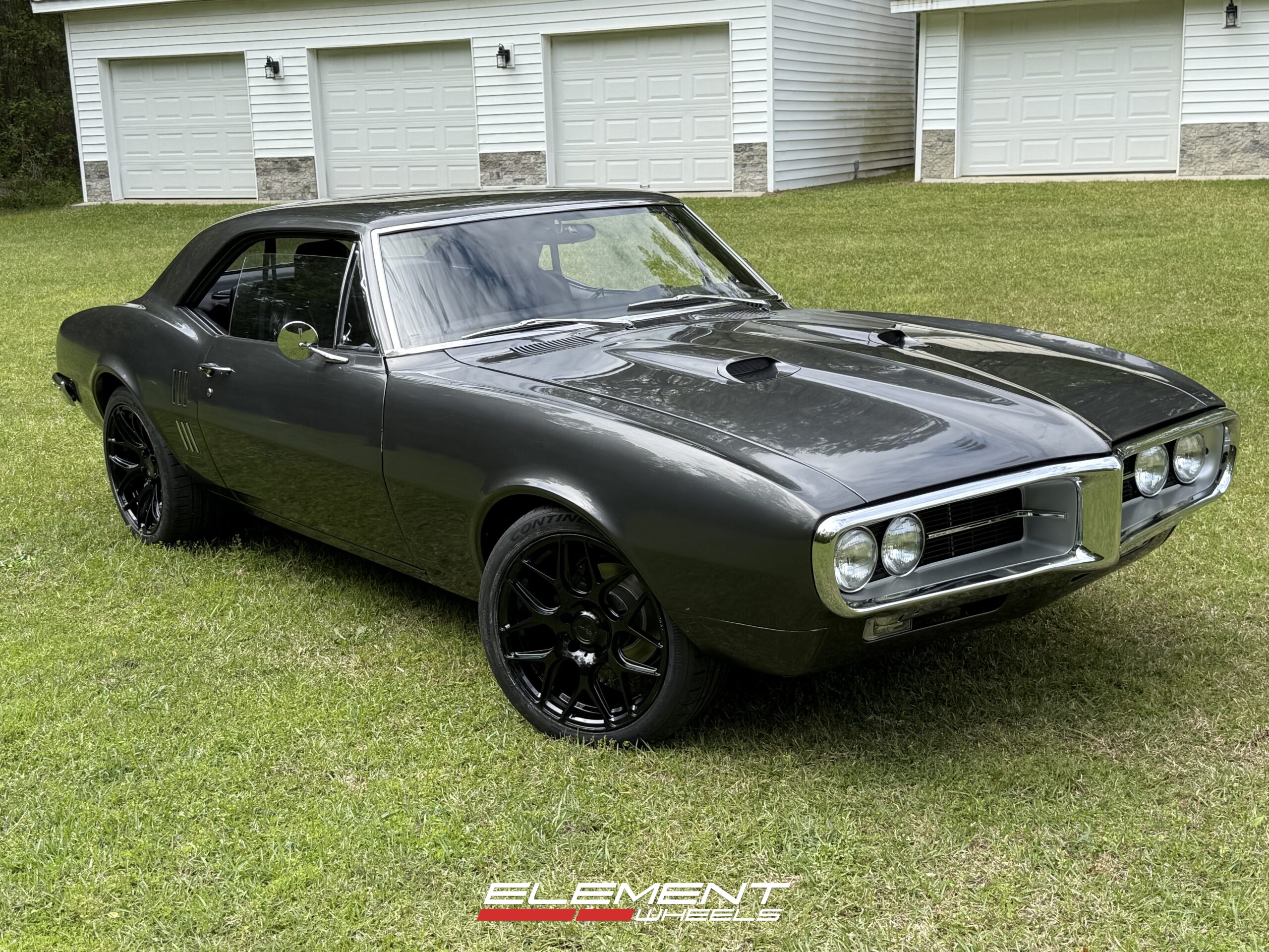 Staggered 18 inch MRR FS01 in Gloss Black on an 1967 Pontiac Firebird