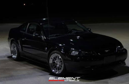 Staggered 18 inch Aodhan DS06 Silver w/ Machined Face on a 2004 Ford Mustang