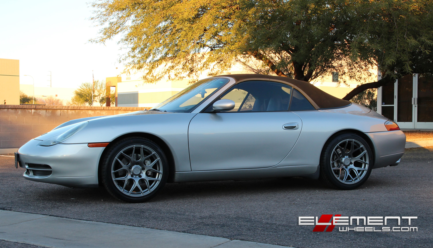 18 inch staggered MRR FS01 on 2001 Porsche 911 996 Carrera Narrow Body w/ Specs
