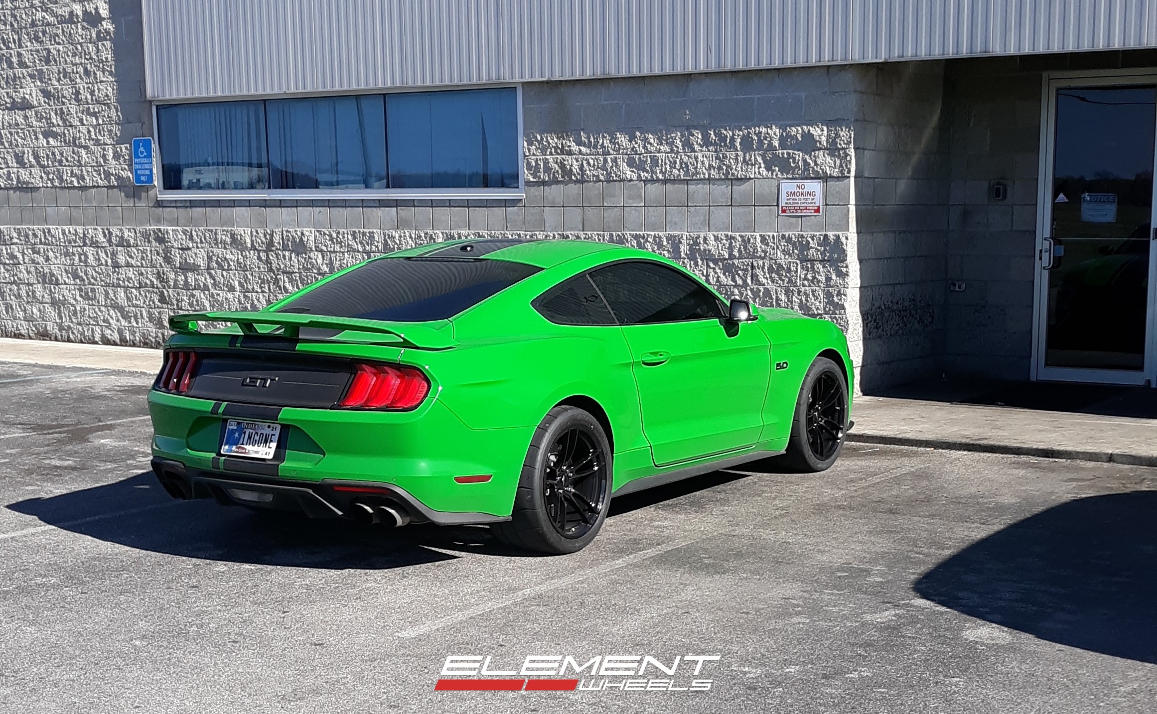Staggered 19 inch P51 101RF in Gloss Black on a 2019 Ford Mustang