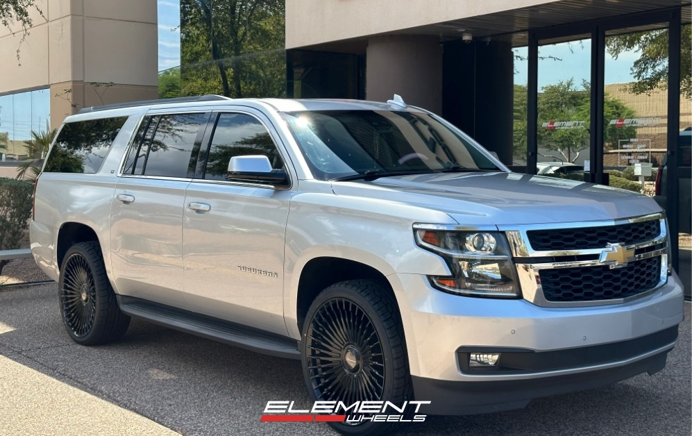 24 inch Giovanna Tulum Gloss Black on a 2019 Chevrolet Suburban