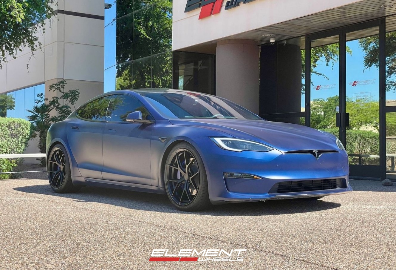 Staggered 21 Inch MRR FS06 Matte Black on a 2023 Tesla Model S Long Range