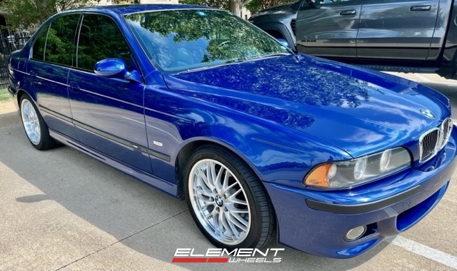 Staggered 18 Inch MRR GT1 Hyper Silver on a 2001 BMW M5