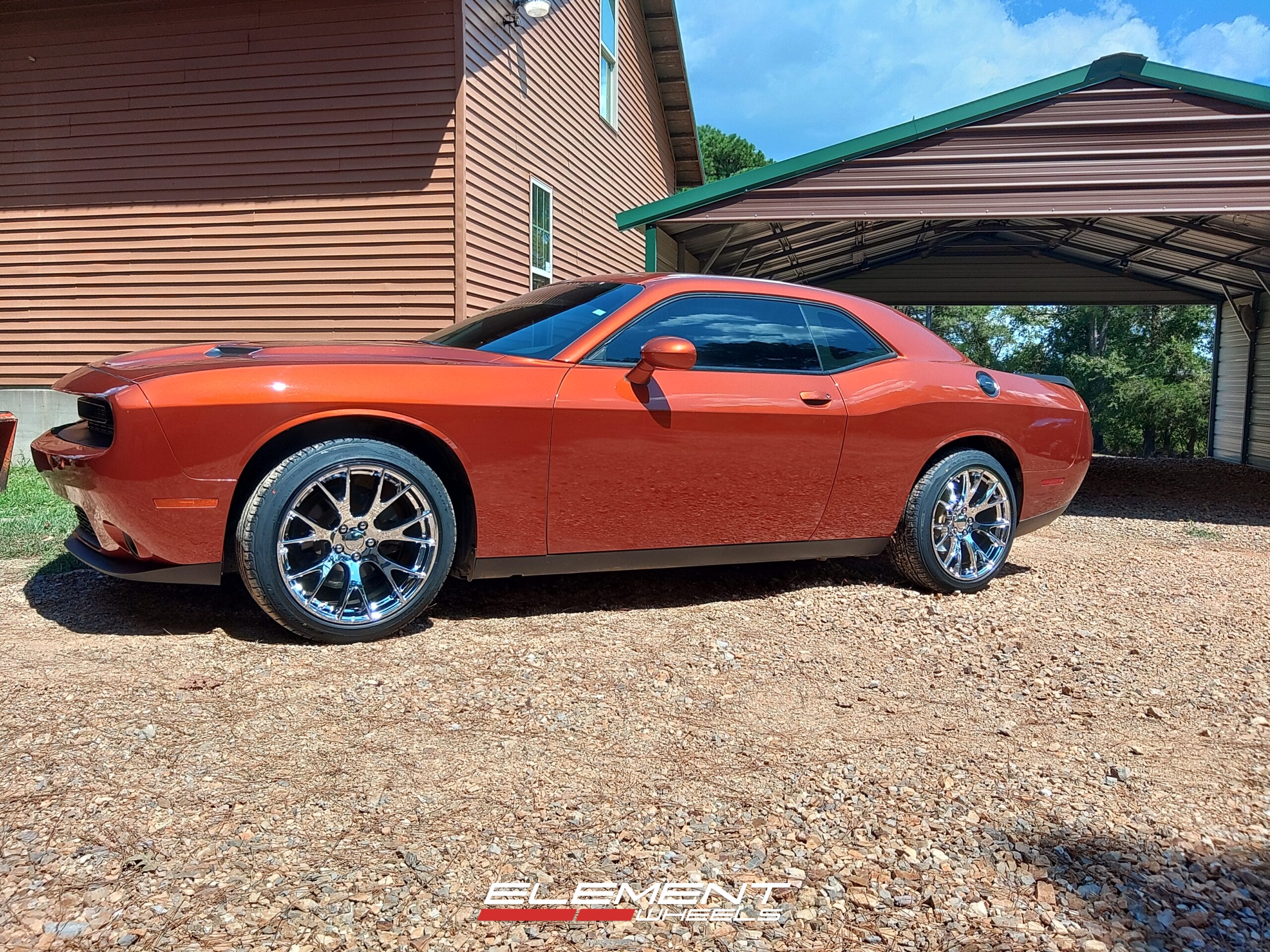 20 inch Dodge Hellcat Replica Wheel FR70 in Chrome on a 2020 Dodge Challenger