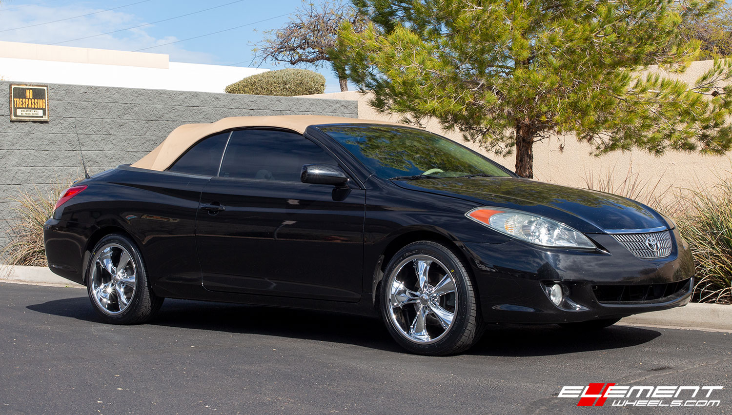 18 inch Foose Legend Chrome F105 on a 2005 Toyota Camry Solara