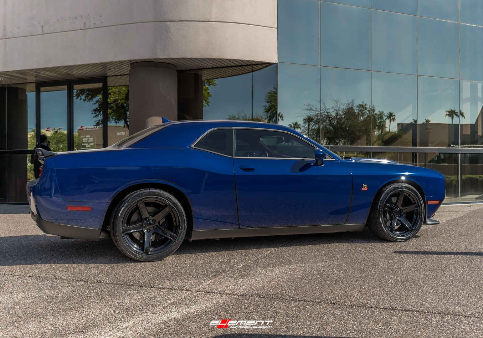 20 inch Staggered Dodge Hellcat HC2 Replica Wheel Gloss Black FR77 on a 2021 Dodge Challenger RWD