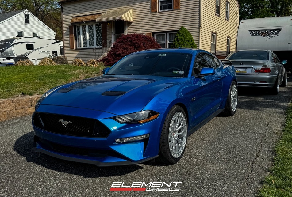 Staggered 20 inch Ferrada FR12 in Machine Silver on a 2021 Ford Mustang
