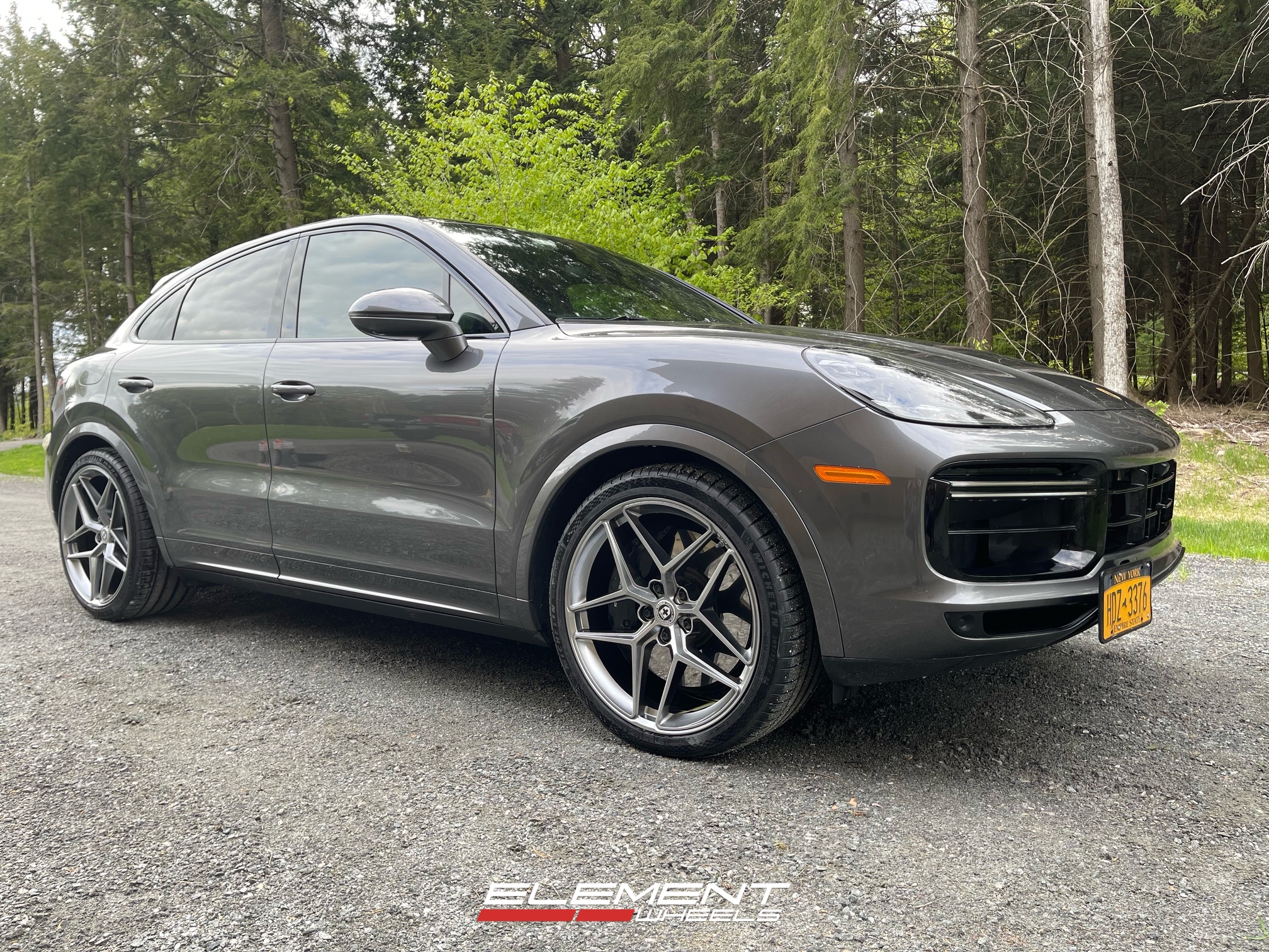 22 Inch Staggered HRE FlowForm FF11 On A 2021 Porsche Cayenne Coupe Turbo (PSCB/Steel Brakes)