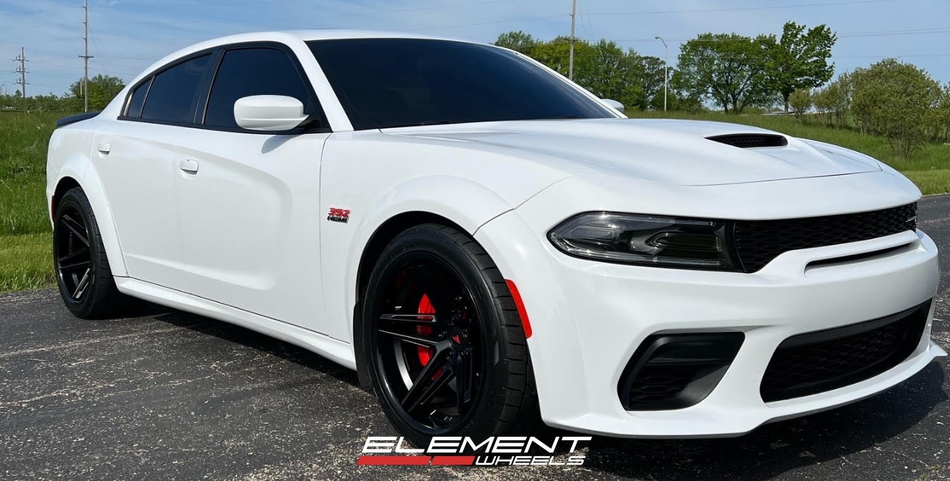 20 inch Ferrada CM1 Matte Black w/ Gloss Black Lip on 2022 Dodge Charger (OEM Widebody)